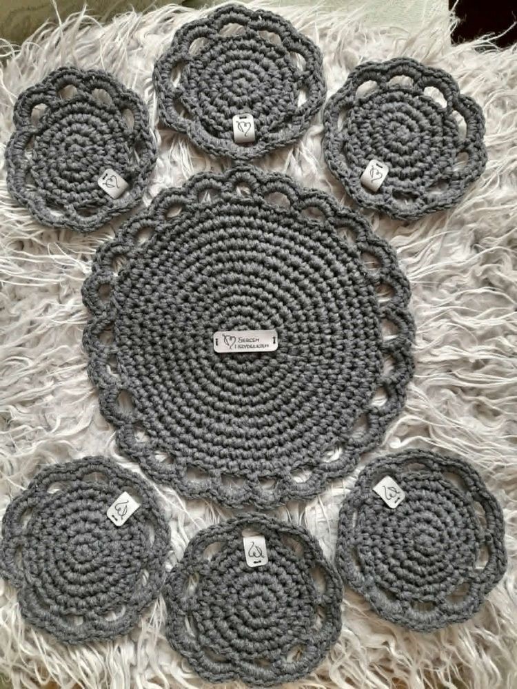 19 coasters daisy