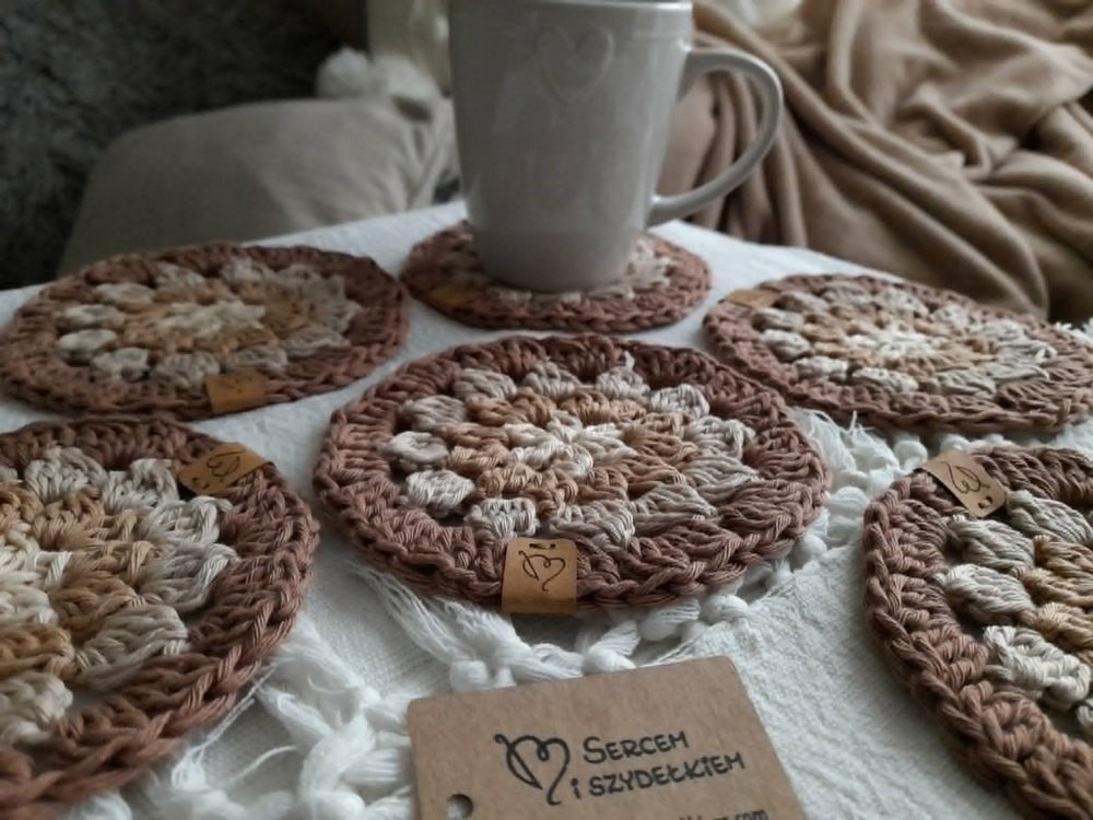26 doilycoasters fp driedbouquet