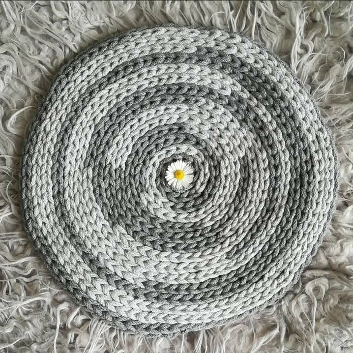 44 camel round bicolour pad